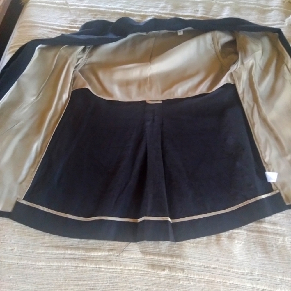 Black Women's Jacket - Picture 14 of 14